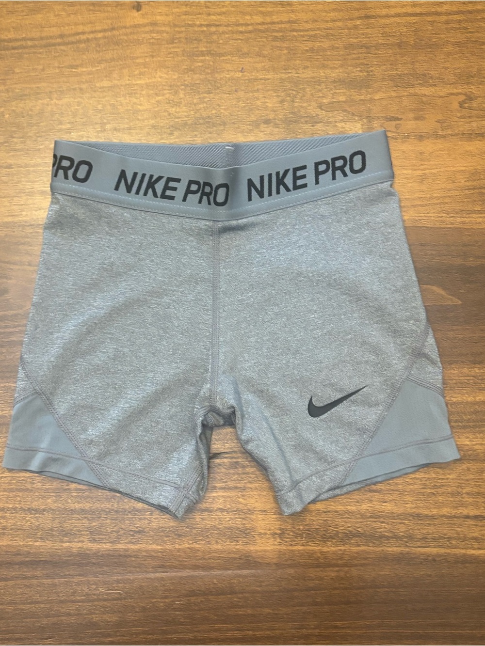 Nike pro Girls shorts grey size medium
